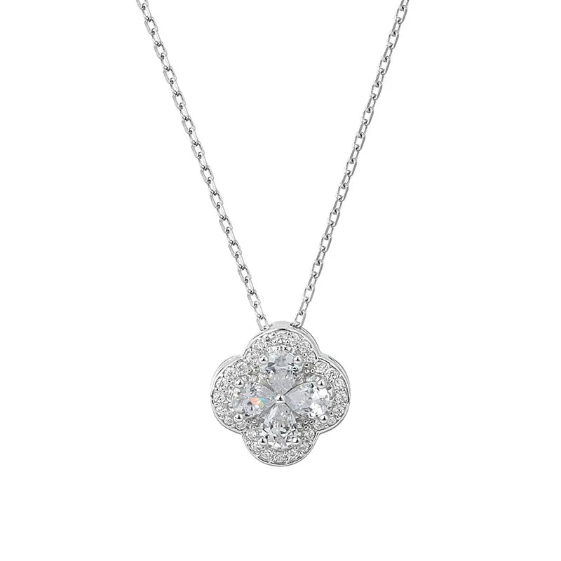 DIAMOND CLOVER Necklace