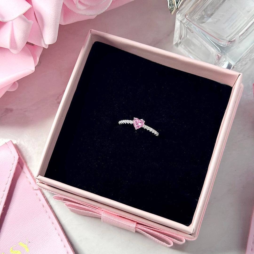 PRETTY IN PINK Ring