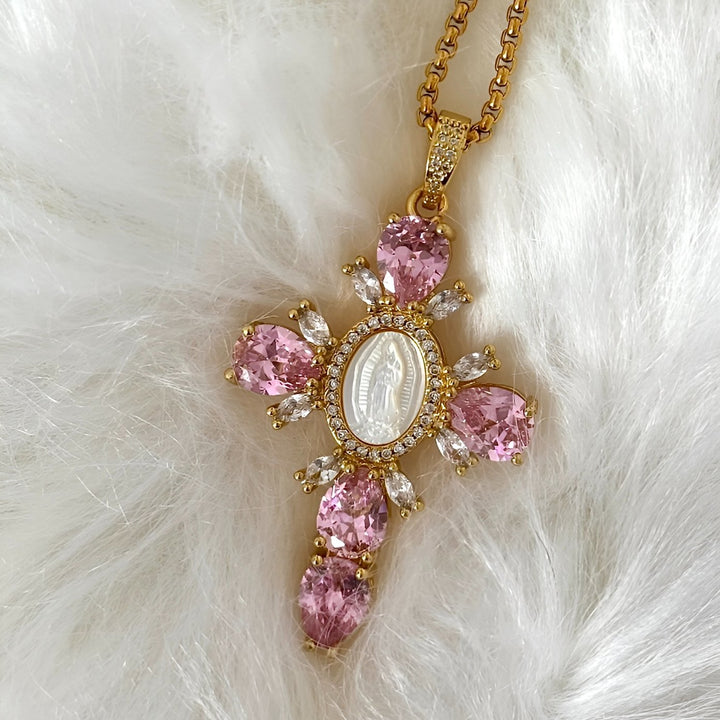MAJESTIC CROSS Necklaces