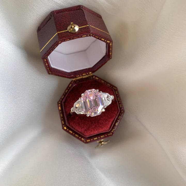 APHRODITE Wedding Ring