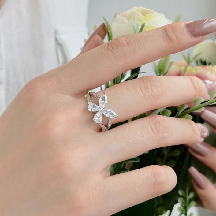 (SILVER) GLASSY BUTTERFLY Ring