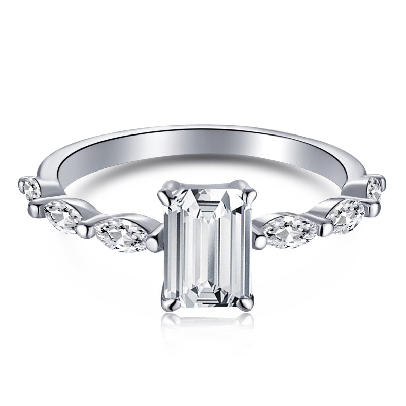 ELEGANCE Ring
