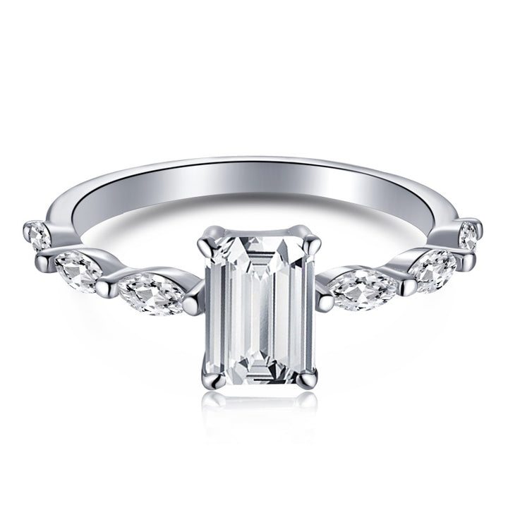 ELEGANCE Ring