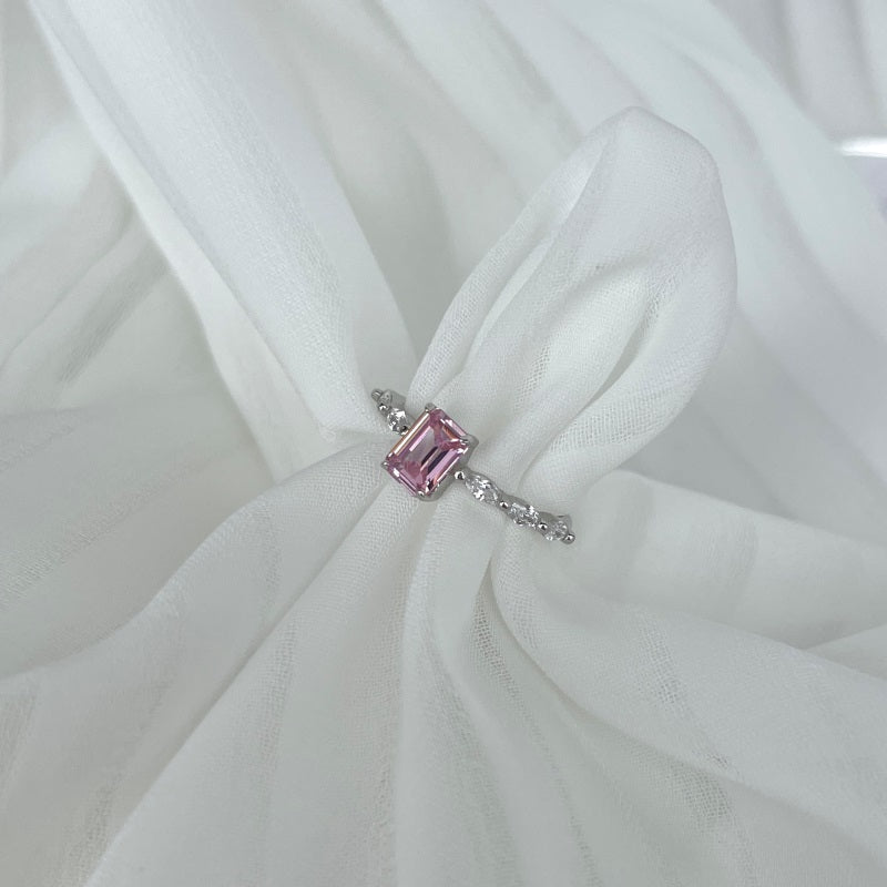 ELEGANCE Ring