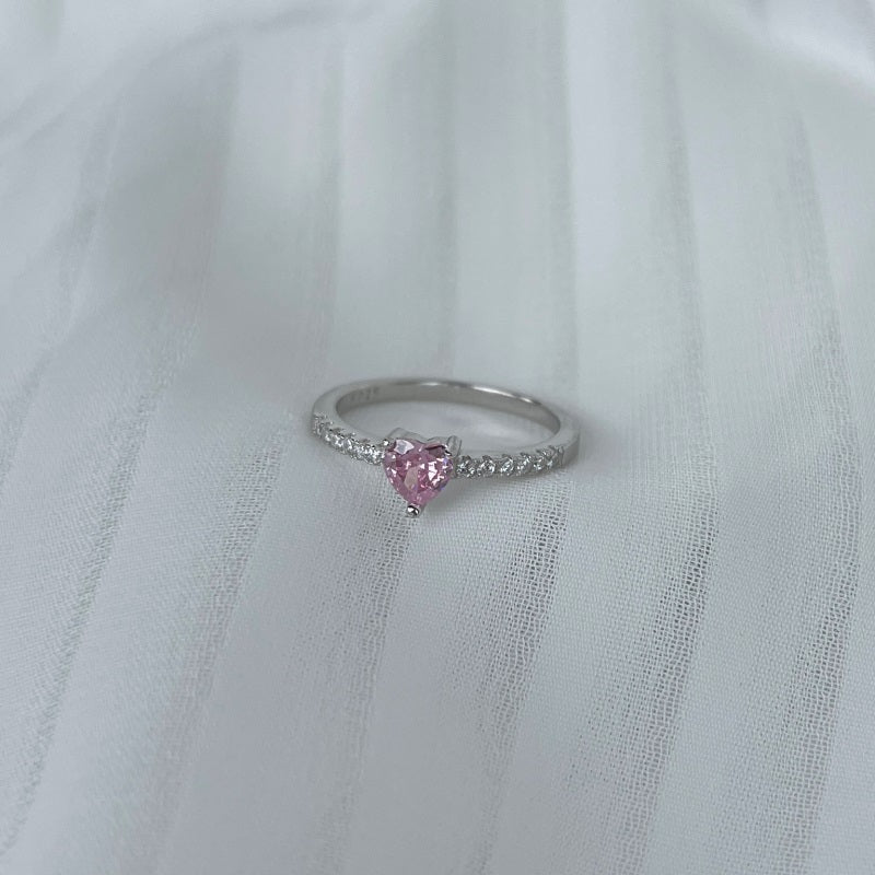 PRETTY IN PINK Ring