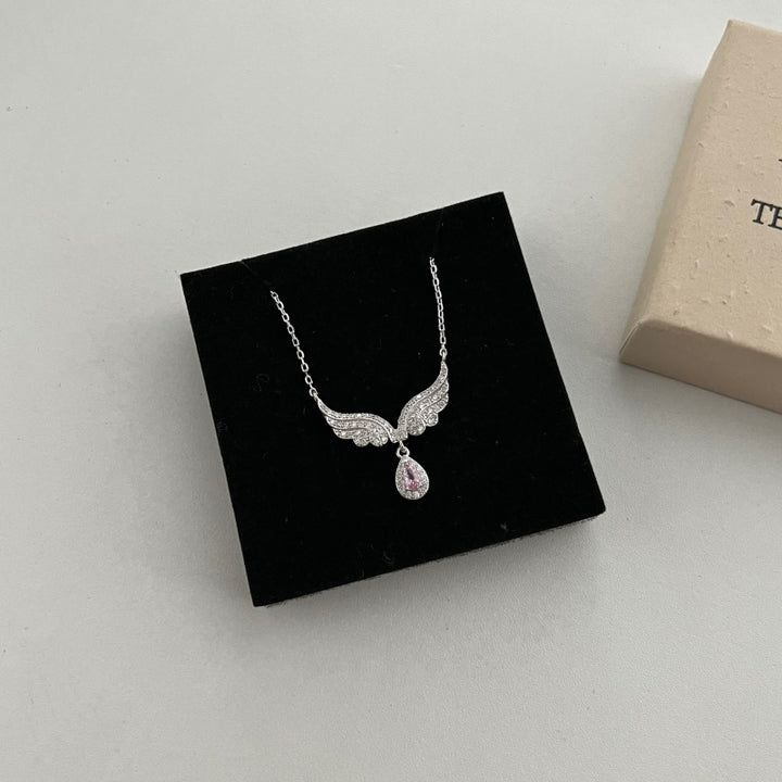 SWAN'S BEAUTY Necklace