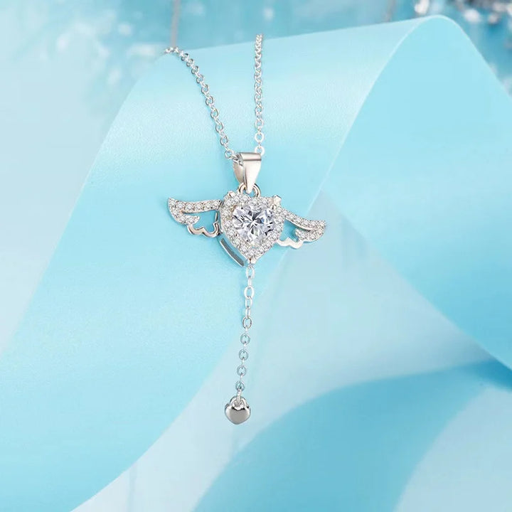 ANGEL HEART Necklace (Pink or White)
