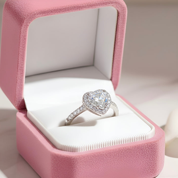 (WHITE) PRINCESS Ring