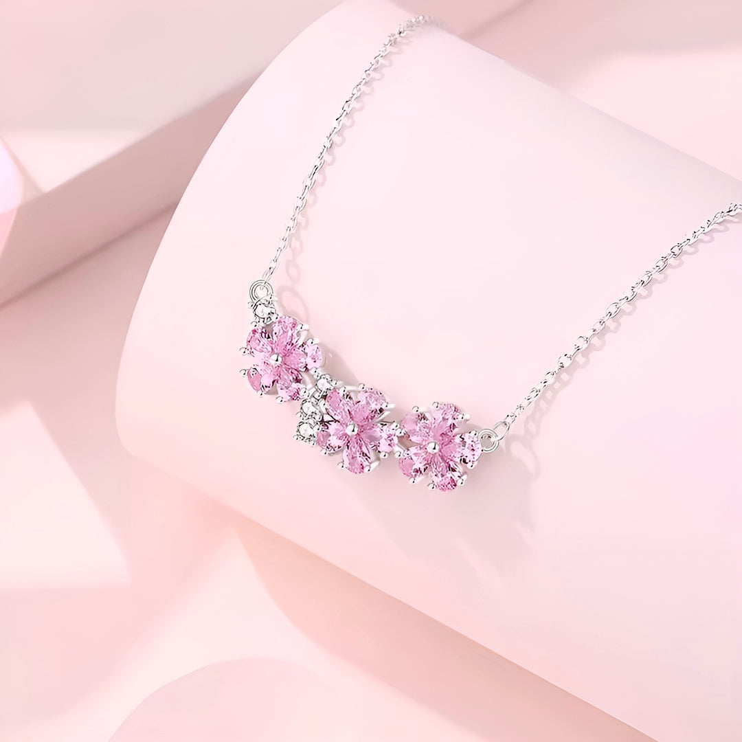 PETALS Necklace