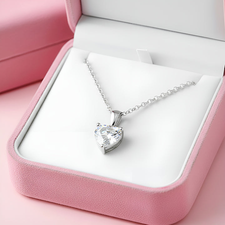 FINE HEART Necklaces