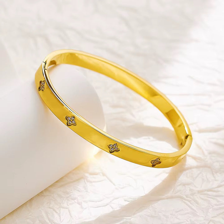 SIGNATURE Bangle Bracelet (Silver or Gold)