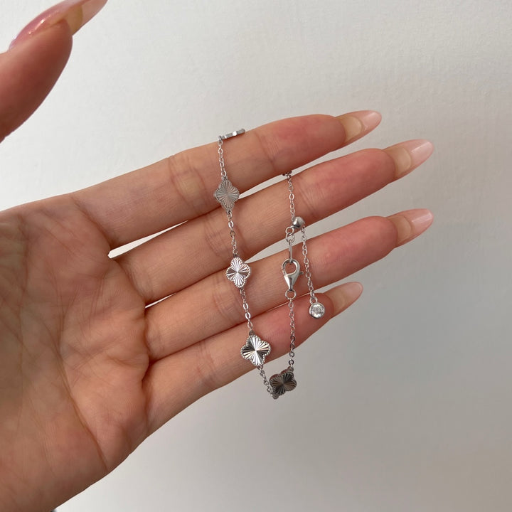 GOOD LUCK Clovers Bracelet (Silver or Gold)