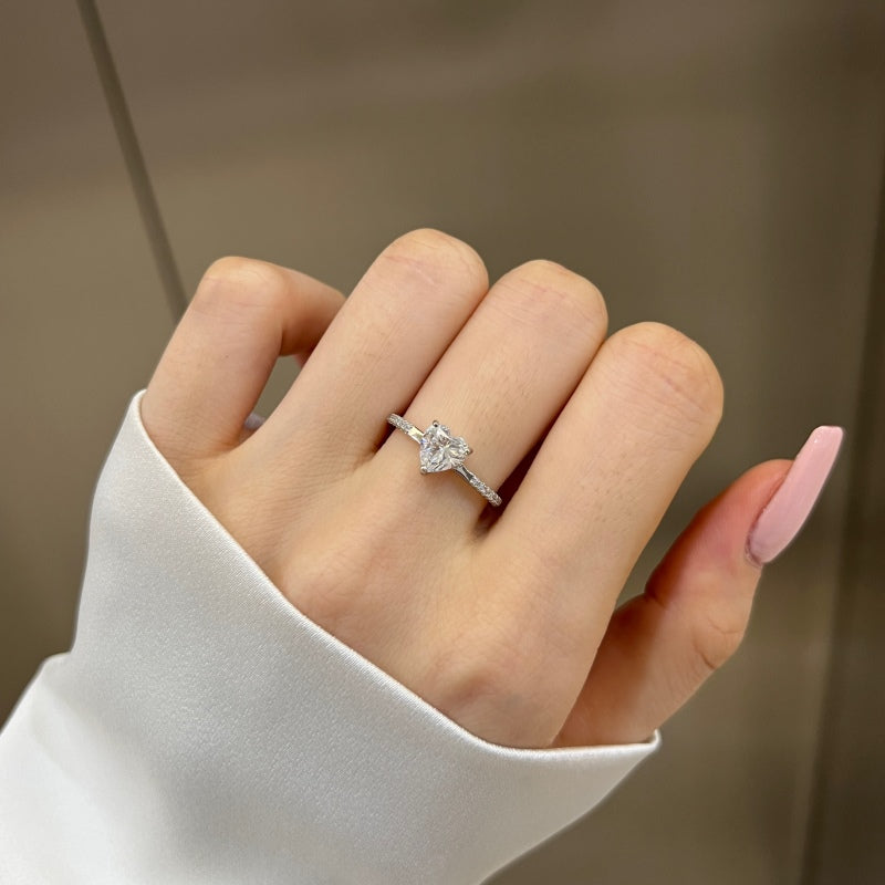 (WHITE) MATCHING HEARTS Ring