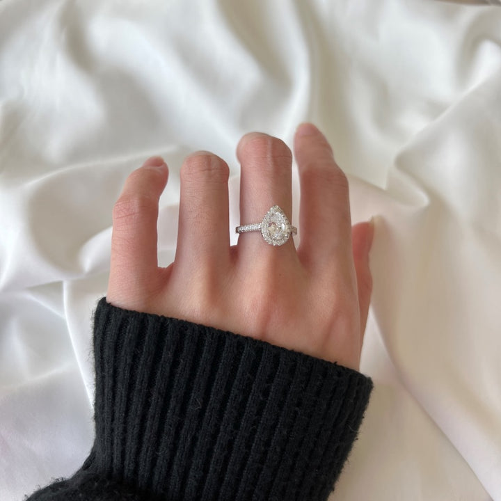 TEAR OF LOVE Ring