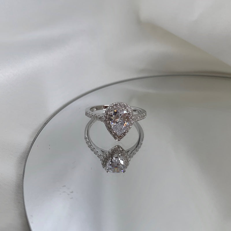 TEAR OF LOVE Ring