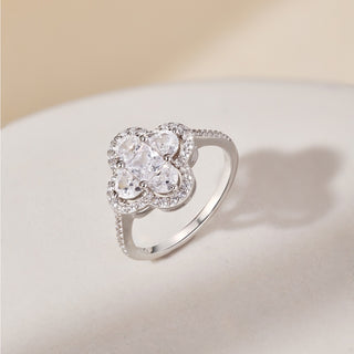(WHITE) EUPHORIA CLOVER Ring S925 Sterling Silver