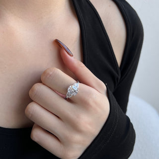 (WHITE) APHRODITE Ring S925 Sterling Silver