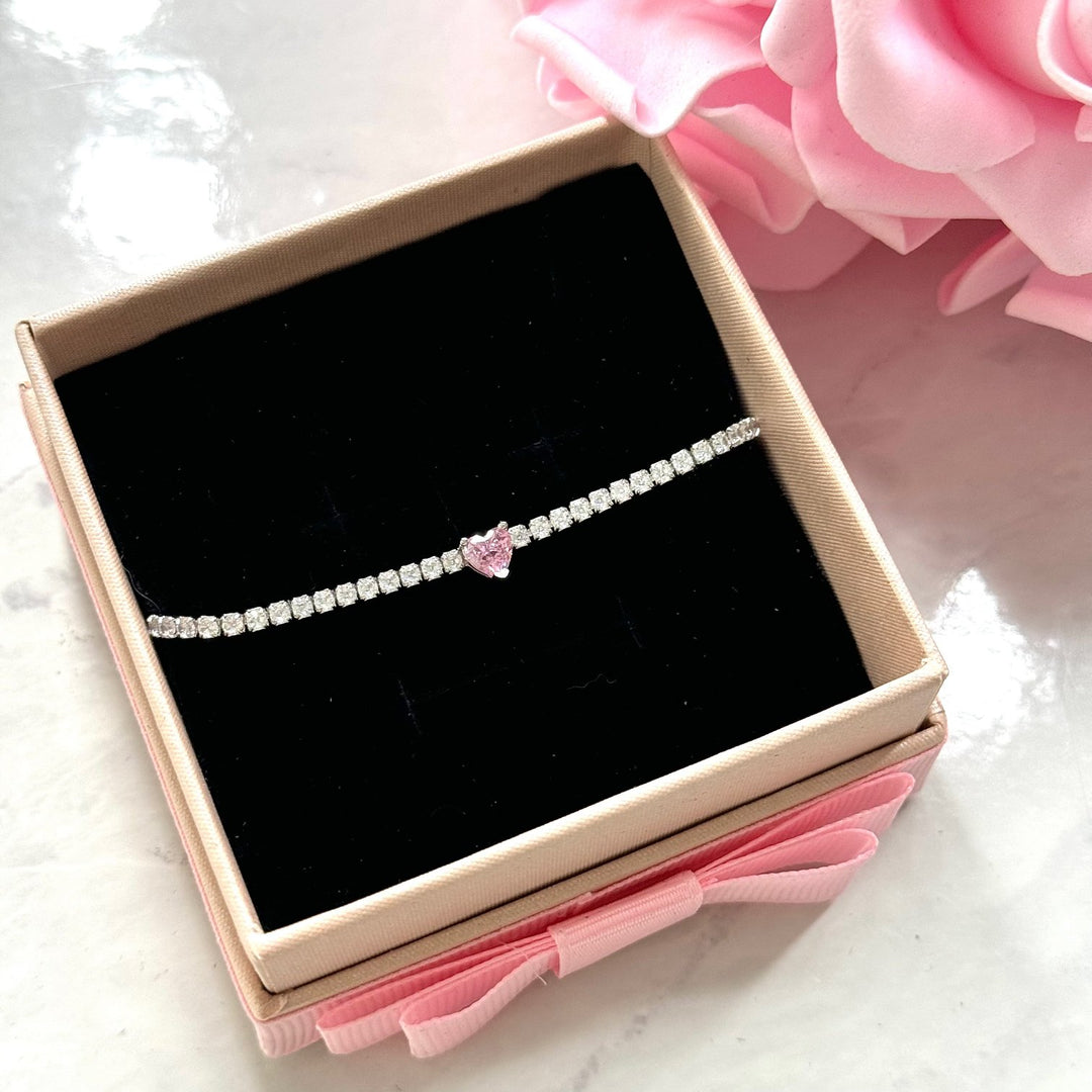 DAINTY HEART Bracelet