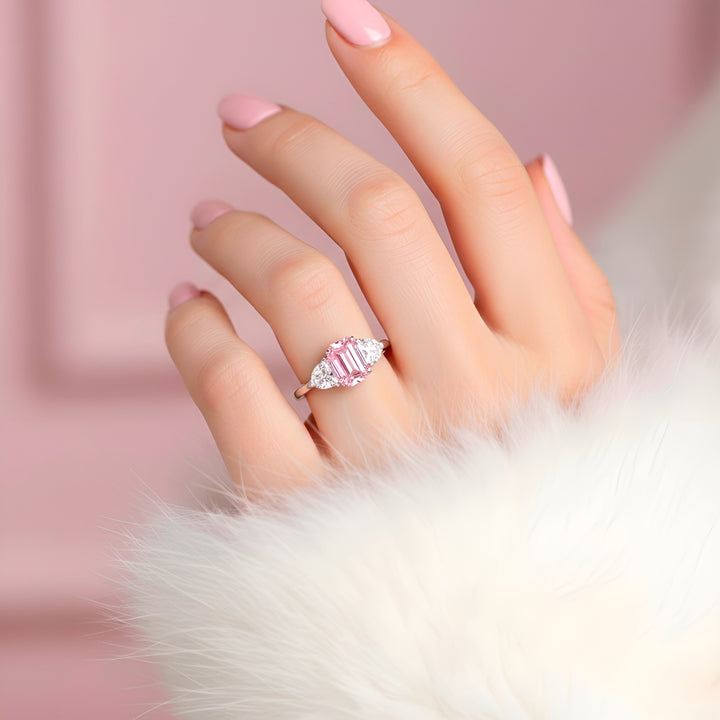 APHRODITE Wedding Ring