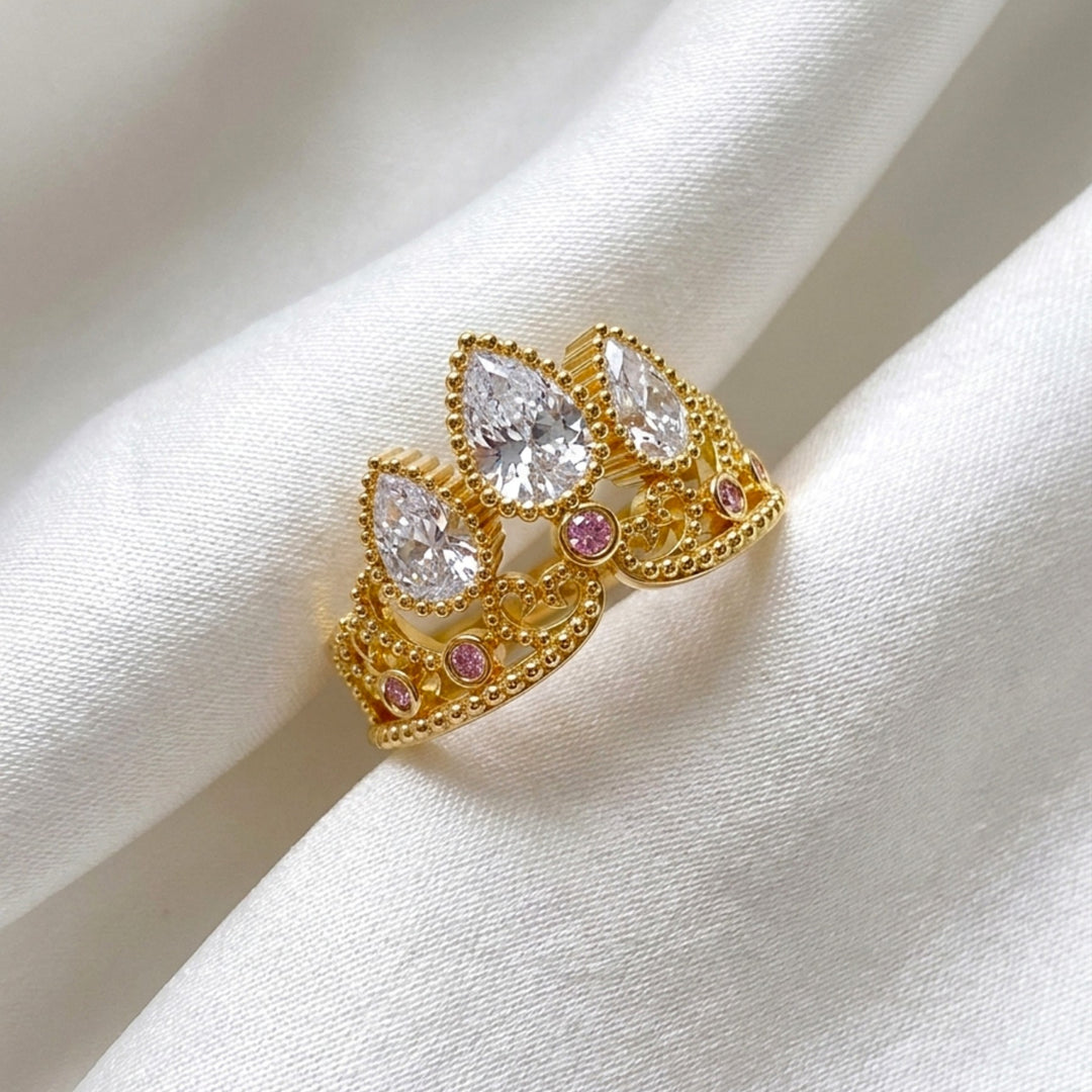 EMPRESSA Ring